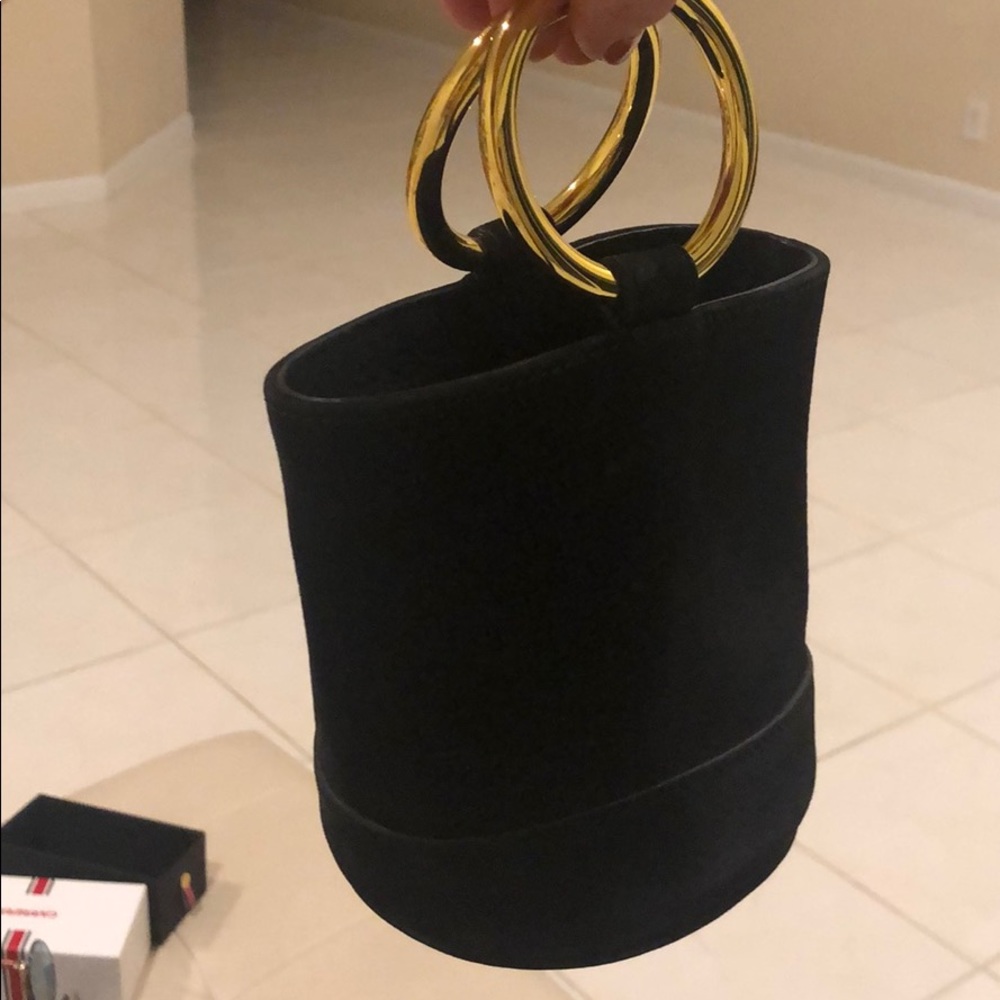 Simon Miller
Bonsai 15 Leather Bucket Bag